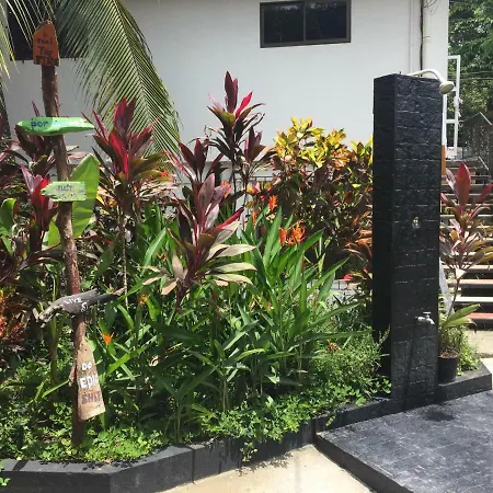 Beach Break Surf Hostel-3