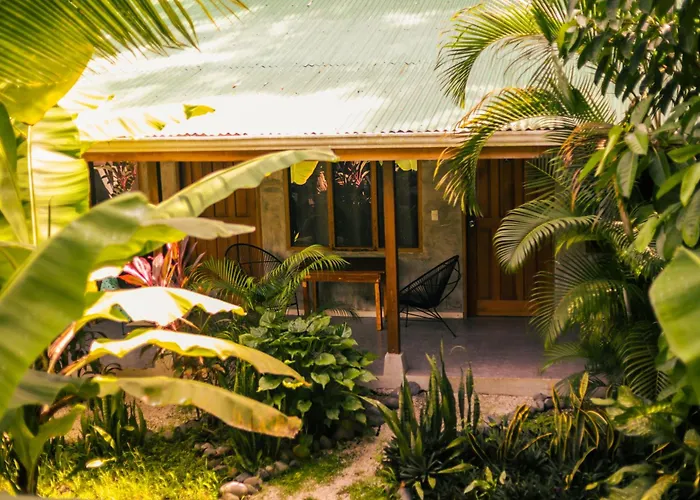 Cabinas Playa Surf Hostel Playa Santa Teresa 
