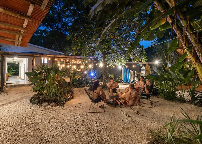 Akih Pods Hostel Playa Santa Teresa 